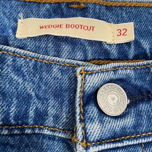Levis Wedgie Bootcut Jeans Size 32 button fly high rise western cowgirl - Picture 4 of 13